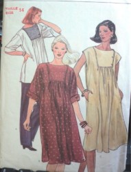 7913 VOGUE MATERNITY PULLOVER INSET DRESS, TUNIC PATTERN 14